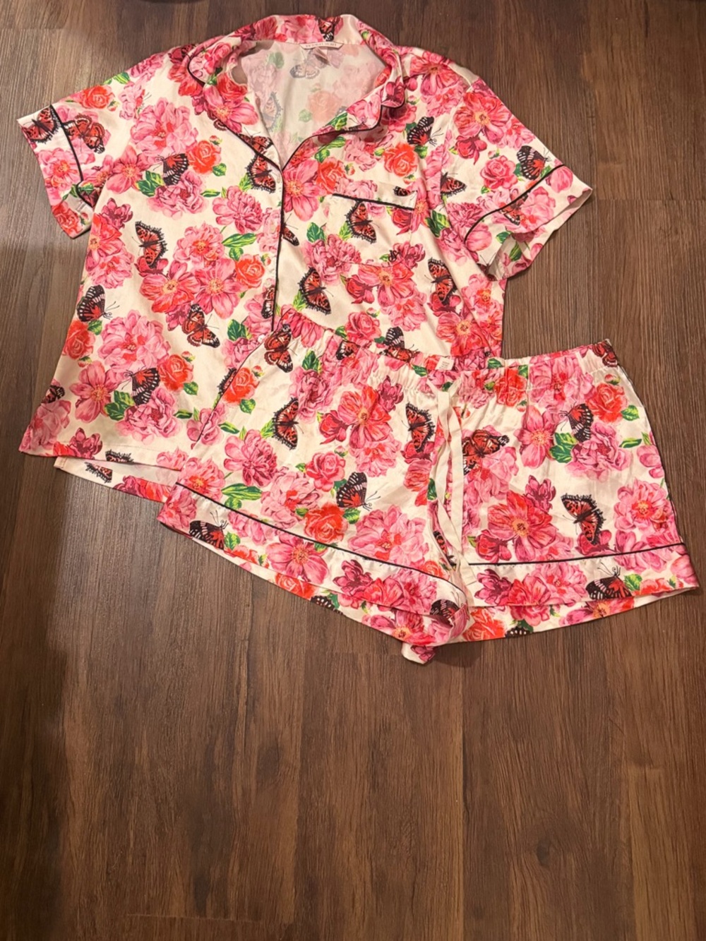 Victoria's Secret Pink and Green Floral Short PJ Set